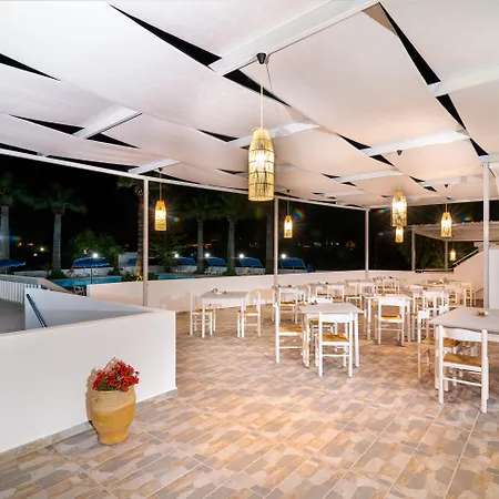 Sabina Hotel 3*